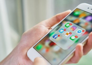 Epoka e rrjeteve sociale, shqiptarët preferojnë Facebook dhe Instagram