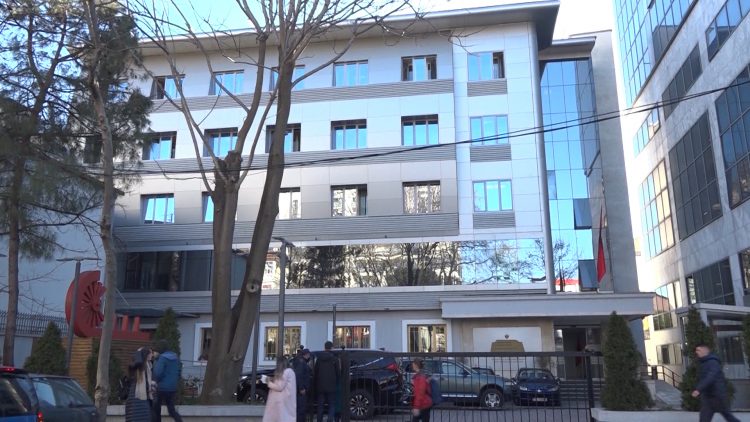 Zyrtaret e Ministrisë së Shëndetësisë dolën në përgjimet e një çështje tjetër