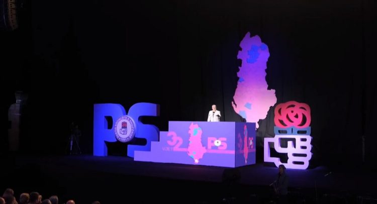 Rama: Duhet një projekt i ri politik