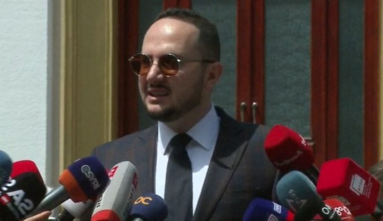 Salianji: Basha vazhdon të marrë zvarrë PD, do të tretet bashkë me partinë