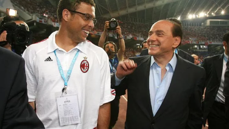 Fitoi 29 trofe në 31 vite te Milani, revolucioni i Berlusconit në futboll