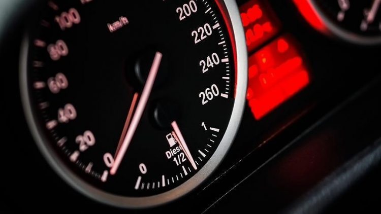 Shoferi gjobitet me 121 mijë euro për tejkalim shpejtësie në Finlandë