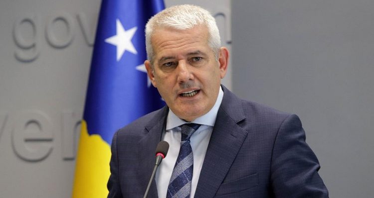 Rrëmbimi i 3 policëve, ministri Svelça: Ndërkombëtarët të rrisin presionin ndaj Serbisë