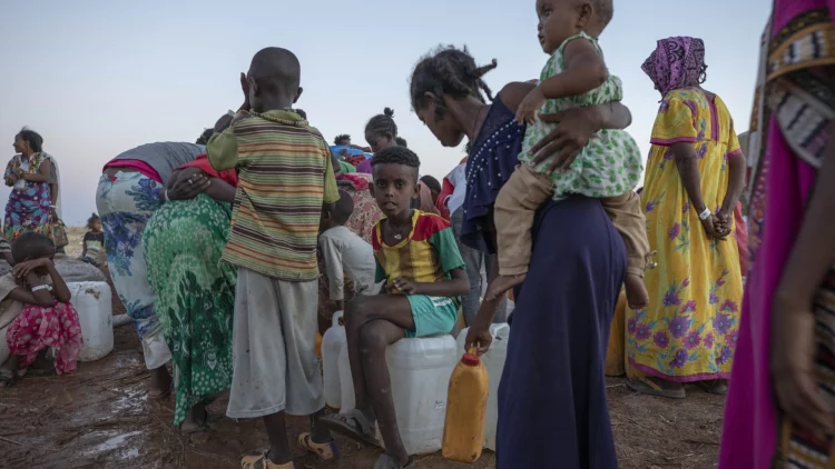 OKB-ja ndërpret ndihmat për miliona njerëz për shkak të krizës me fonde