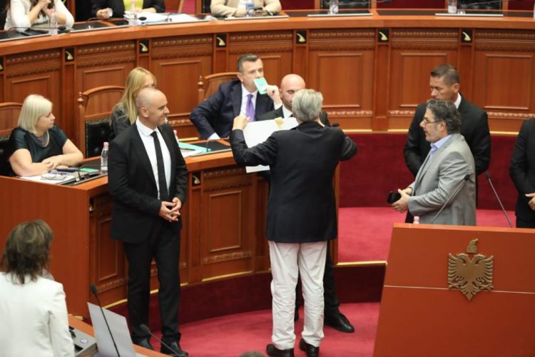 Projektligji për Akademinë e Shkencave, Berisha: Akt i turpshëm dhe shkelmim i ligjeve