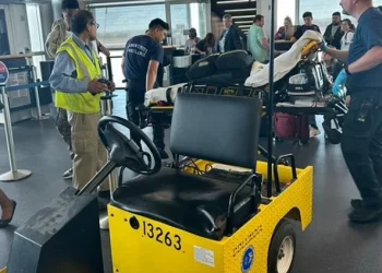 I nxehti përvëlues në SHBA, pasagjerët humbin ndjenjat brenda avionit në Las Vegas