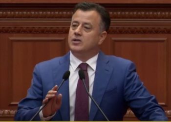 17 vendime qeverie brenda 1 dite, Noka: Pas aferës së plehrave fshihet kryemafiozi Rama