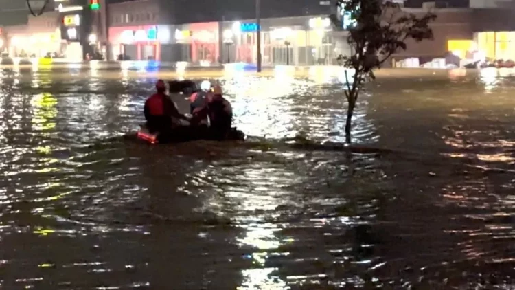 Shirat e rrëmbyeshëm pushtojnë Kanadanë, raportohen të zhdukur 4 persona