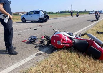 Itali/ Motori u përplas me automjetin, humb jetën shqiptari në sy të djalit