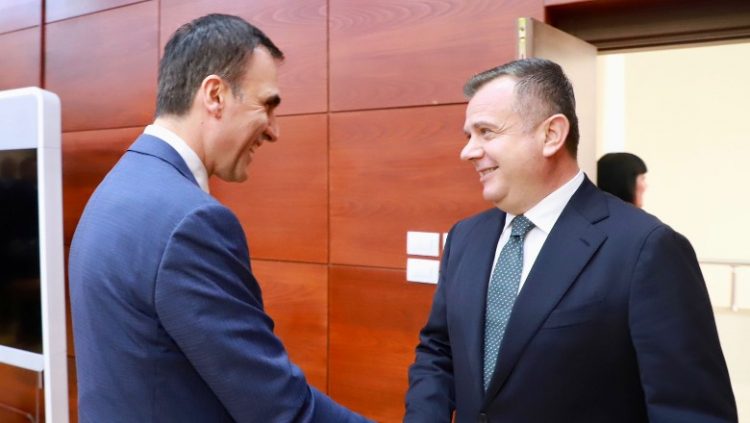 Balla takim me kryeprokurorin: Dua mbështetjen e Prokurorisë në goditjen e “të fortëve”