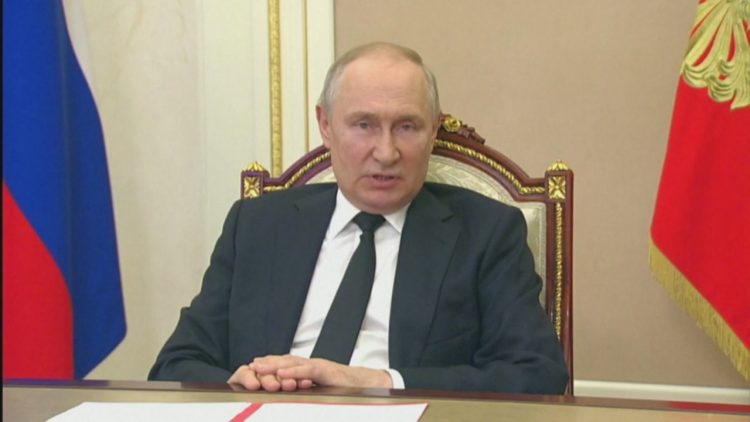 Putin: Nxjerr artilerinë e rëndë nëse sulmohet Bjellorusia