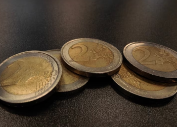 Mijëra euro false dyshohet se kanë “pushtuar” tregun e Kosovës
