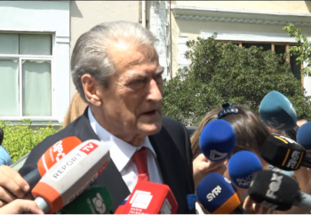 “Rama ia mbathi kur u lexua raporti për Ahmetajn”, Berisha: Kishte frikë se do e pyesnin