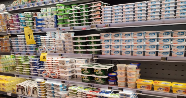 Dyqanet në veri të Kosovës, për herë të parë pa produkte nga Serbia
