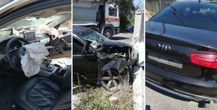 Fushë-Krujë/Makina pa targa del nga rruga dhe përplaset me një mur, plagosen dy të rinj