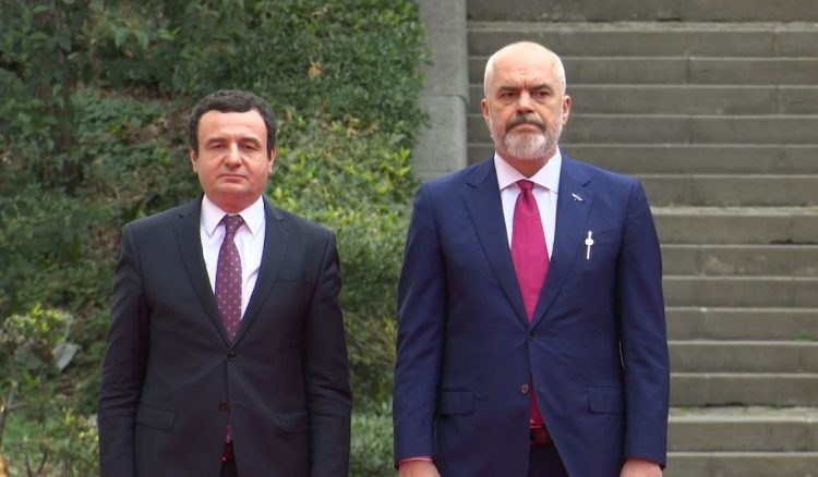 Propozimi i Ramës për konferencë ndërkombëtare mes Kosovës dhe Serbisë, regon Kurti