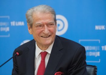 Berisha paralajmëron protesta: Do i drejtohemi shqiptarëve për largimin e qeverisë