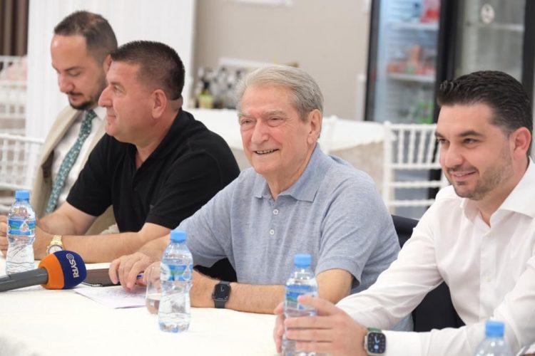23 korrik përsëriten zgjedhjet në Rrogozhinë, Berisha: Më 14 maj u vodhën votat