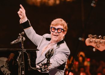 Elton John i thotë “stop” muzikës