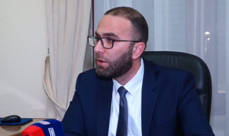 Përjashtimi i 50 mijë anëtarëve të PD nga votimi: Damkë turpi, duan parti private