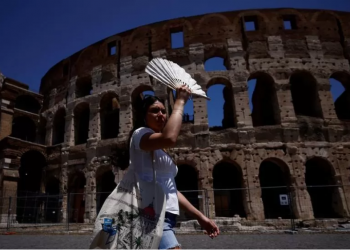 Vala e të nxehtit në Evropë/Alarmi i kuq është lëshuar në 15 qytete italiane