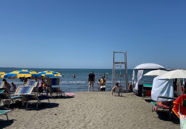 Në plazhe mungojnë vrojtuesit
