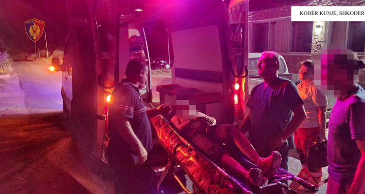 Turisja gjermane rrëshqet në terren malor, policia dhe banorët e shpëtojnë