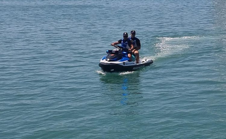 Prindërit e raportuan të humbur, gjendet 3-vjeçarja në plazhin e Spillesë
