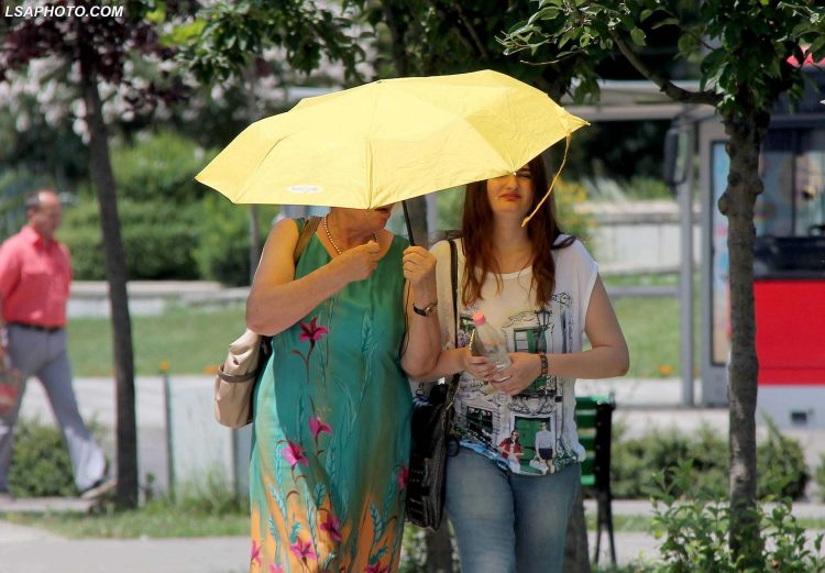 43.6 gradë Celsius në Elbasan, ferri i të nxehtit merr fund nesër