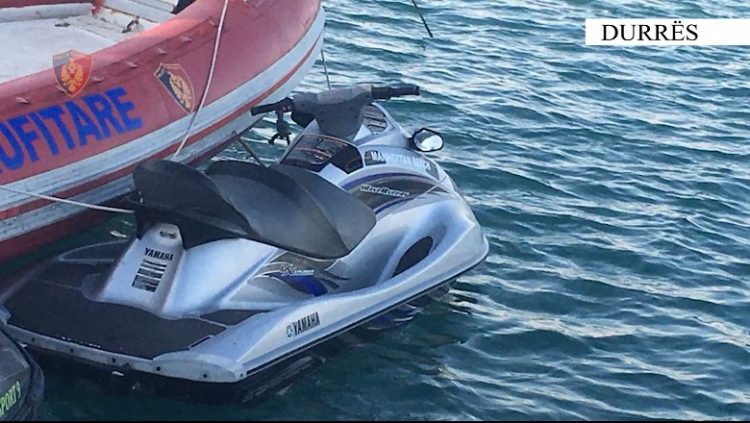 Siguria në plazhe/ Bllokohen 6 mjete lundruese nga Shëngjini në Kavajë