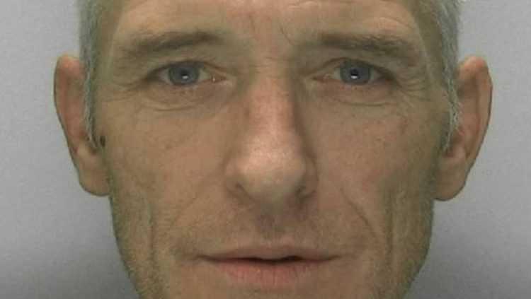 “Kthehu në Shqipëri”, mendonte se roja i sigurimit ishte shqiptar, arrestohet britaniku