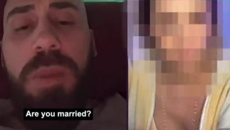 Britani/Vrasësi shqiptar shfaqet live në “Tik Tok’! Flirte me vajza dhe lojëra nga qelia