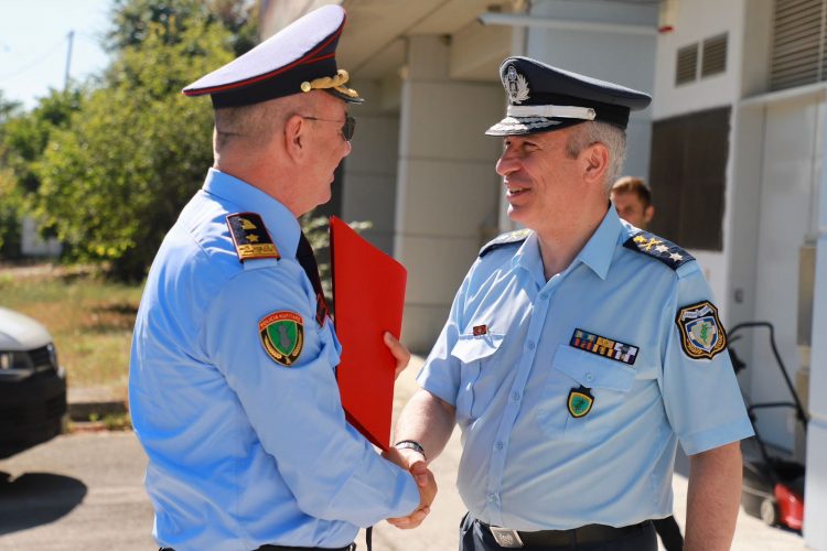 Fluksi në pikat e kalimit kufitar, takim mes krerëve të policisë shqiptare dhe greke