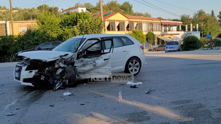 “Audi” përplaset me kamionçinën, përfundojnë në spital dy shoferët