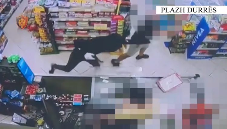 Tentoi të grabiste me armë zjarri një market,arrestohet në flagrancë 20-vjeçari në Durrës