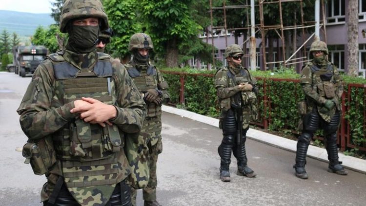 Kosova e shqetësuar pas dorëheqjeve të policëve serbë, akuzon Serbinë