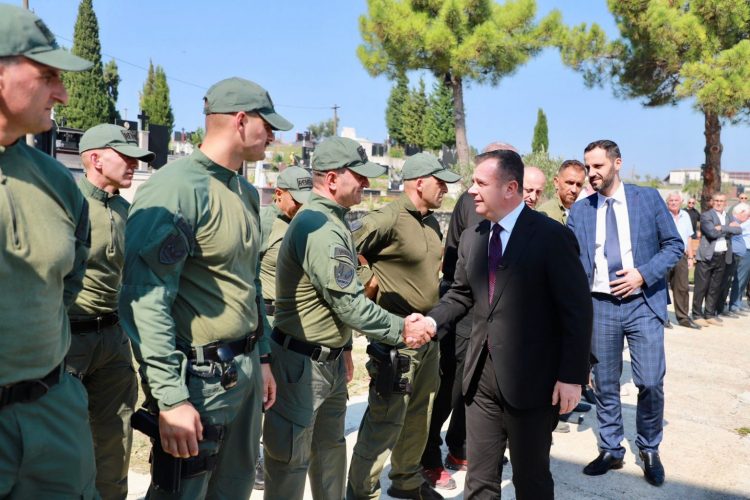 Balla: Zero tolerancë për këdo që nuk i bindet urdhërit apo thirrjes së policit