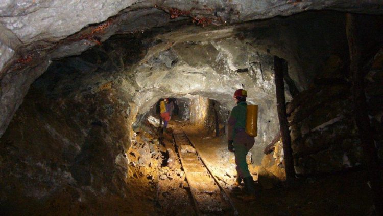 Plagoset minatori në Bulqizë, dërgohet me urgjencë te “Trauma”