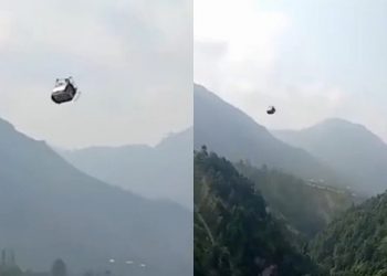 Mbetën të bllokuar në teleferik për orë të tëra! Shpëtohen dy fëmijë në Pakistan