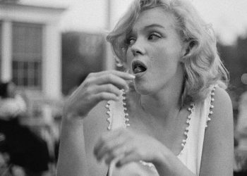 Marilyn Monroe:Jam thjesht një vajzë e vogël në një botë të madhe, duke u përpjekur të…