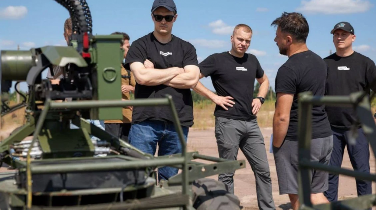 Ukraina zbulon robotët e rinj luftarak “kamikazë”, të gatshëm për luftë kundër Rusisë