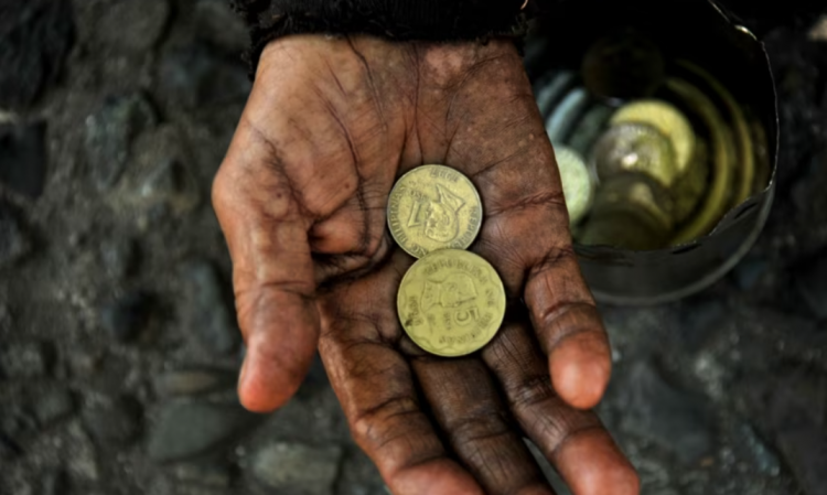 Inflacioni dhe Covid-19 kanë shtyrë afro 68 milionë njerëz në varfëri ekstreme