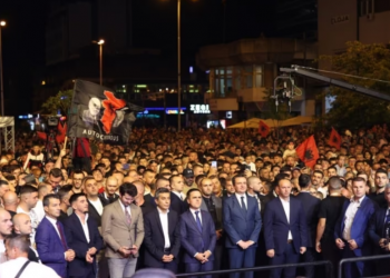 Përplasje në Shkup pas vizitës së Albin Kurti në Maqedoninë e Veriut