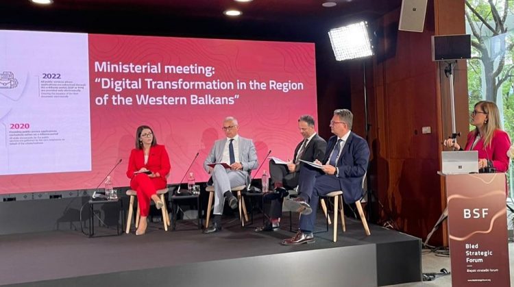 e-Albania/ Drejtoresha prezanton transformimin digjital në shërbimet qeveritare shqiptare