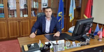 U arrestua nga SPAK, ish-kryebashkiaku i Fushë-Arrëzit transferohet në spitalin e burgut