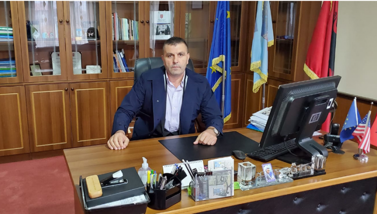 U arrestua nga SPAK, ish-kryebashkiaku i Fushë-Arrëzit transferohet në spitalin e burgut