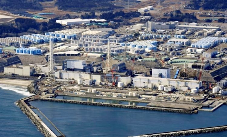 Japonia nis përgatitjet për shkarkimin e ujit të kontaminuar në Oqeanin Paqësor