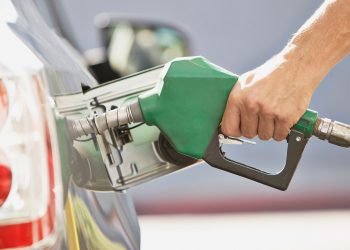Çmimet e naftës rriten për të tretën herë radhazi, shtrenjtohen me 16 lekë/litër