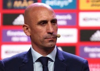 “Puthi në buzë sportisten”, Rubiales në Asamblenë e Jashtëzakonshme: Nuk jap dorëheqjen!