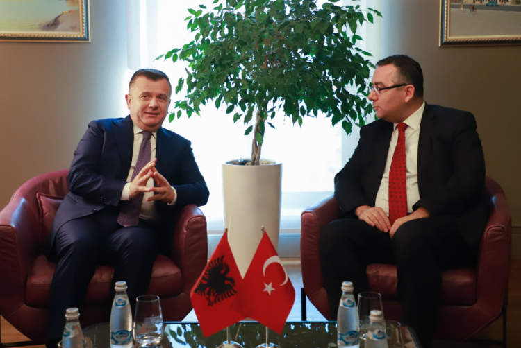 Balla takon ambasadorin e Turqisë: Luftë e përbashkët kundër krimit